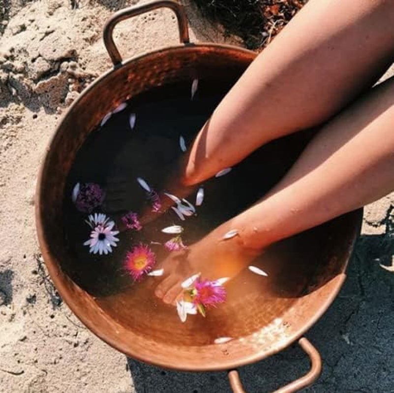 Hand-Hammered Copper Foot-Bath Bowl - Shiny Nails