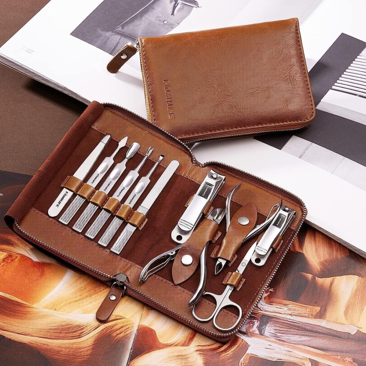 Manicure Set, Professional Manicure Kit Nail Clippers Set 11 in 1 Stainless Steel Pedicure Tools Kit Nail Kit Men Grooming Kit with Portable Brown Leather Travel Case Luxury Gifts for Him - Shiny Nails